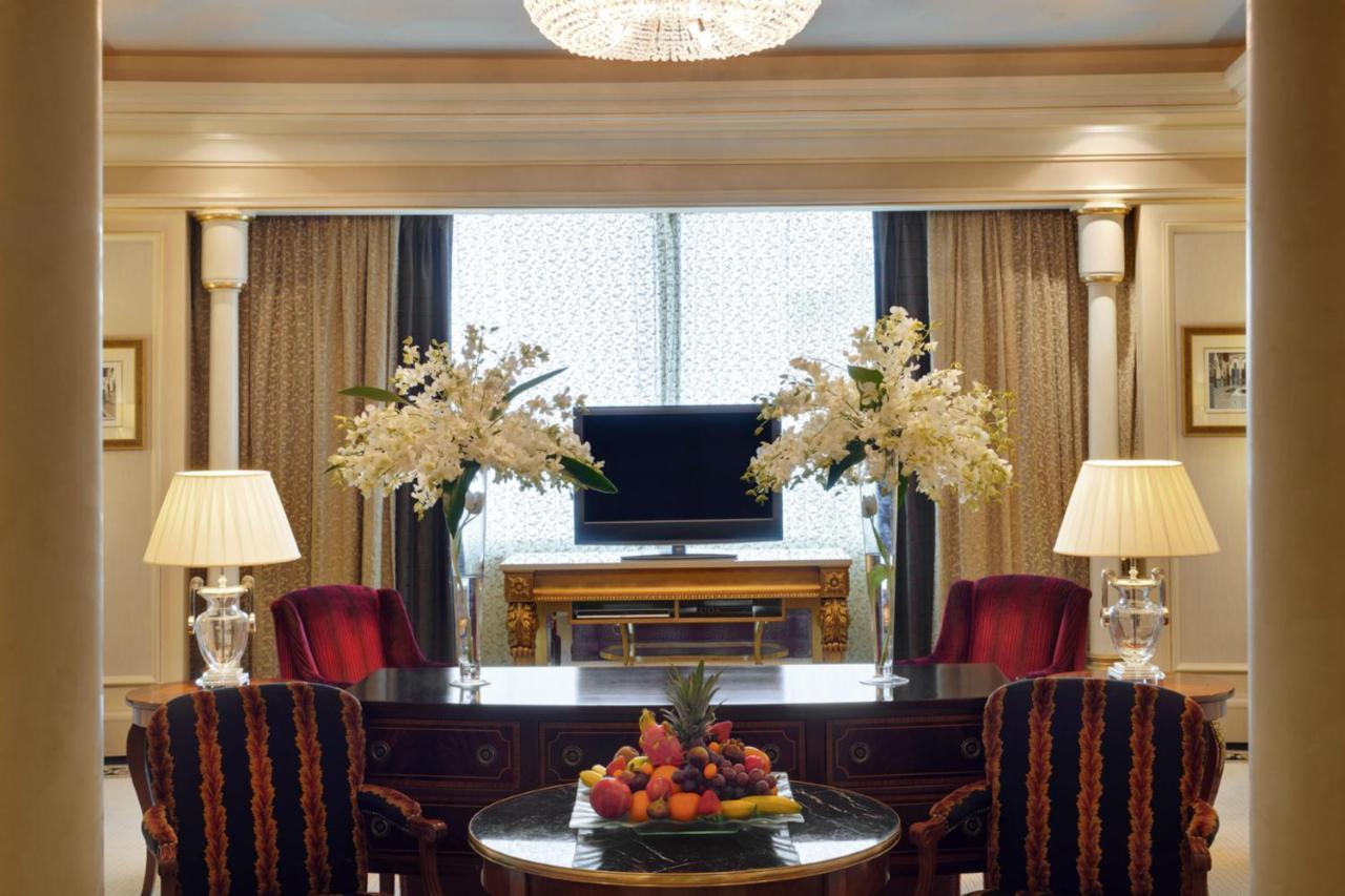 Moevenpick Hotel Al Khobar Exterior photo A living room at the Mandarin Oriental, Bangkok