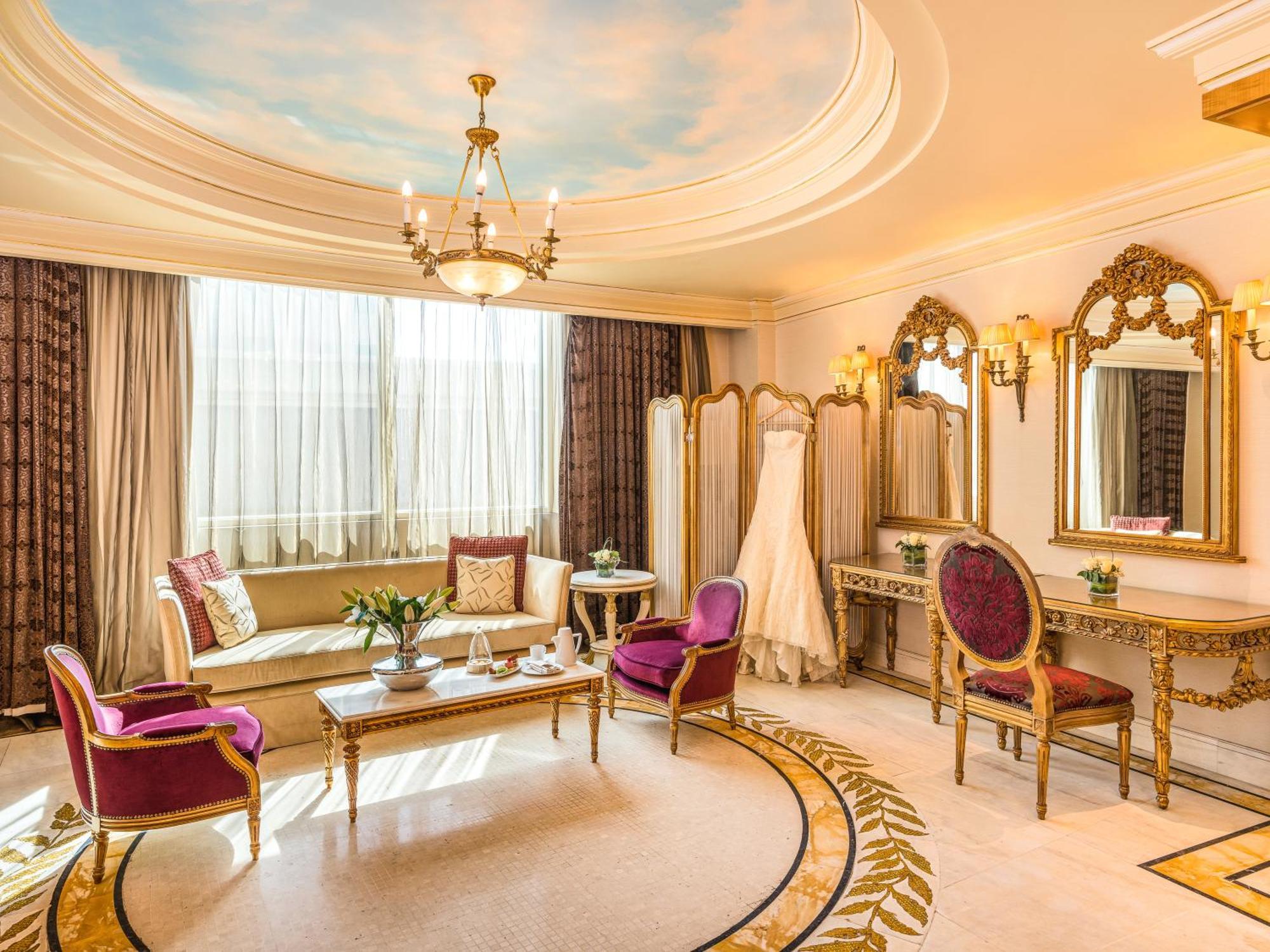 Moevenpick Hotel Al Khobar Exterior photo The Royal Suite