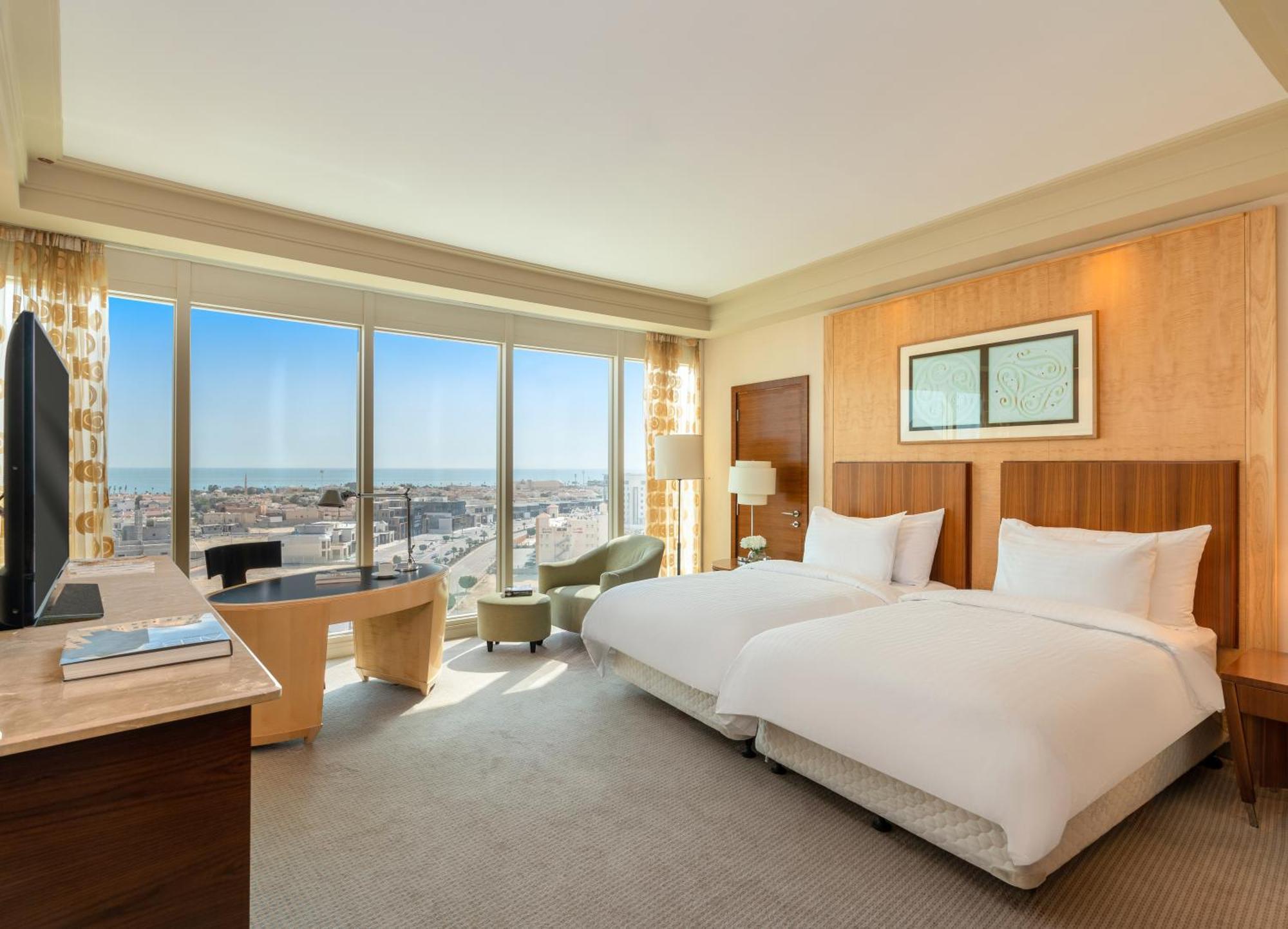 Moevenpick Hotel Al Khobar Exterior photo Deluxe room