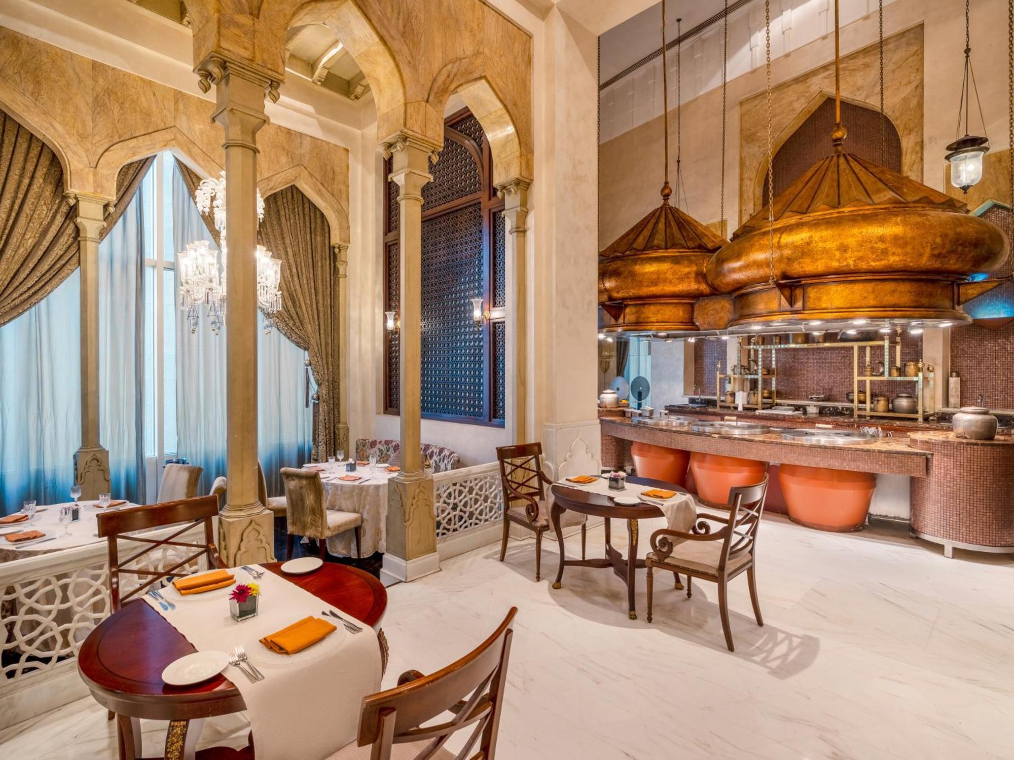 Moevenpick Hotel Al Khobar Exterior photo The restaurant