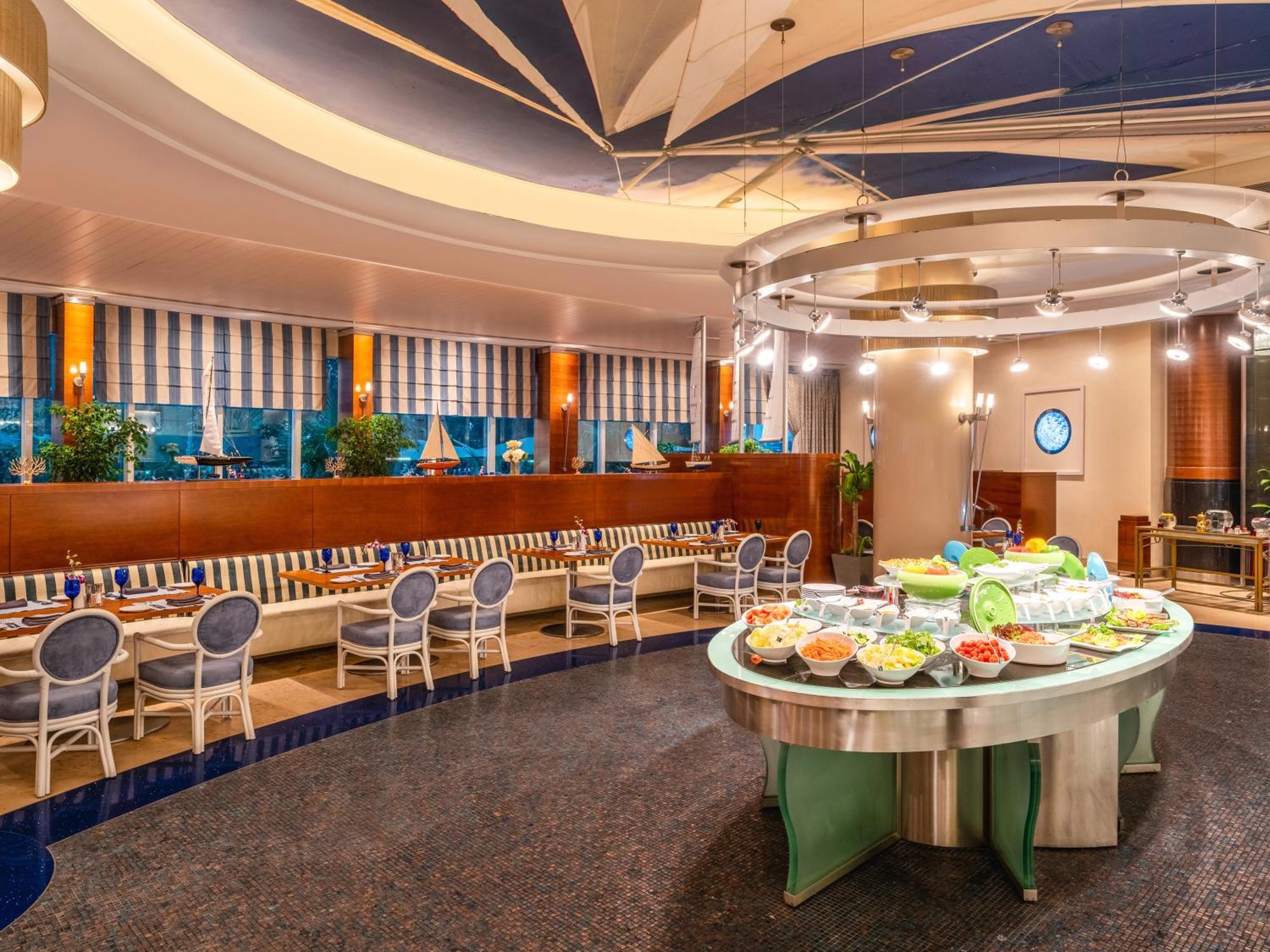 Moevenpick Hotel Al Khobar Exterior photo The restaurant