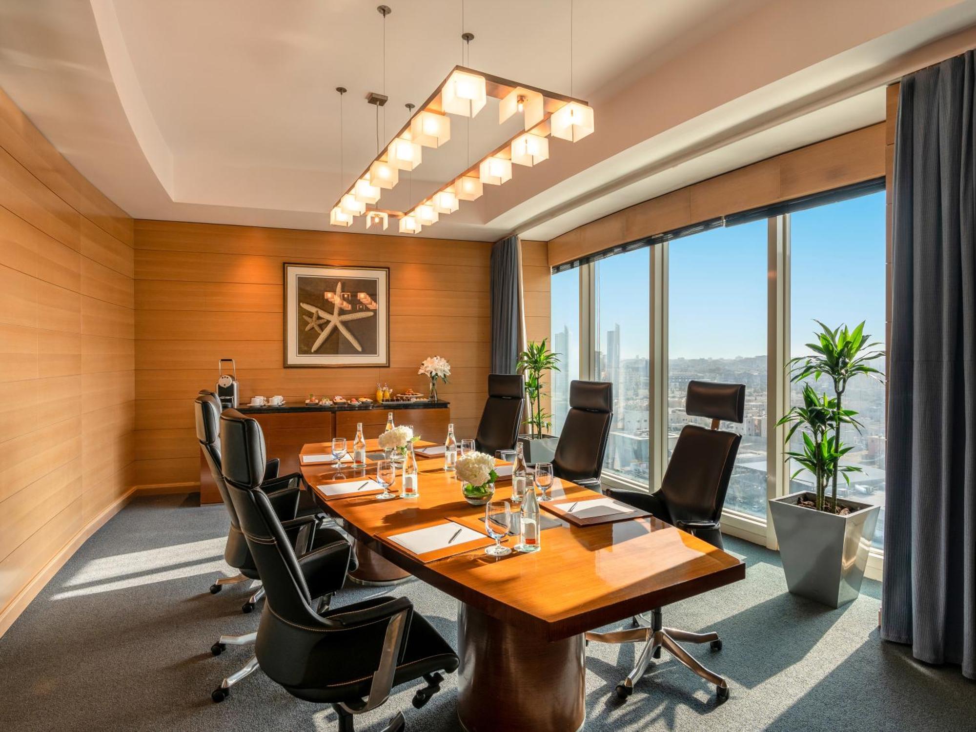 Moevenpick Hotel Al Khobar Exterior photo Meeting room