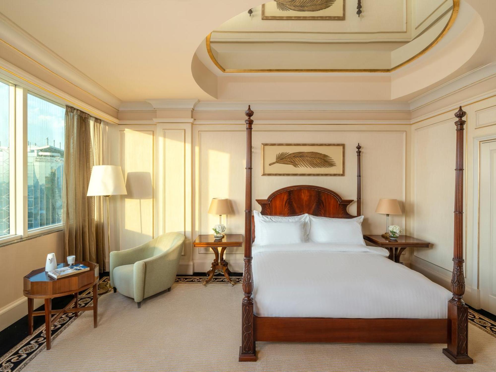 Moevenpick Hotel Al Khobar Exterior photo A bedroom at the hotel